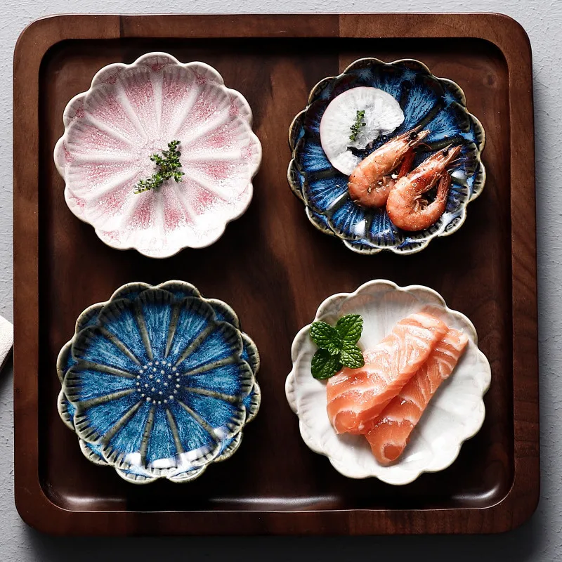 

Japanese-style kiln flower shape dish, ceramic snack seasoning dish, restaurant hot pot sauce dish sushi soya sauce dish, White and green