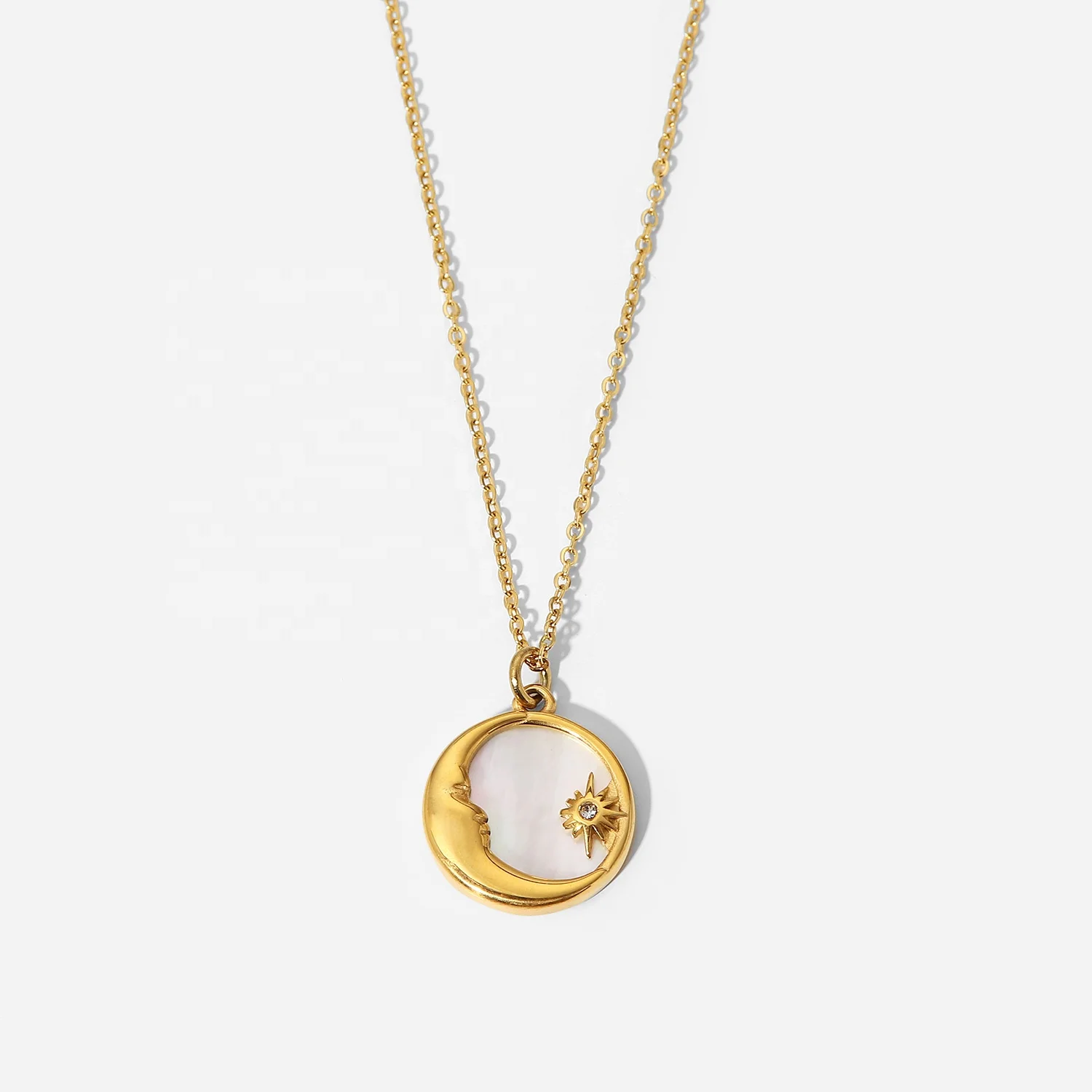 

Popular Natural White Shell Chain Necklace Waterproof Stainless Steel Gold Plated Jewelry Moon Pendant Necklace