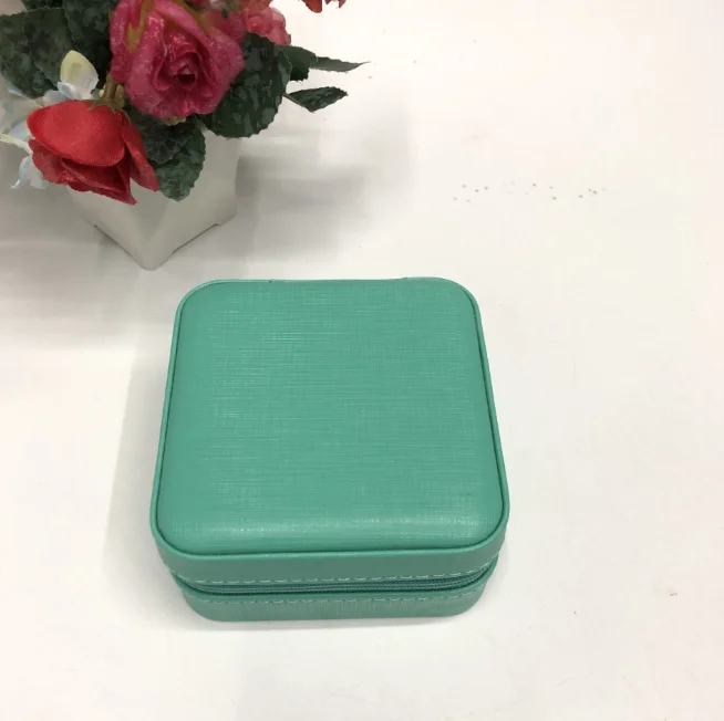 

Leather custom jewelry packaging box mini travel ring holder jewelry box