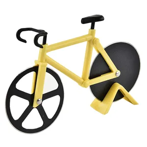 Image of New design bicycle pizza cutter plastic disposable motorcycle pizza cutter pizza wheel cutter knife