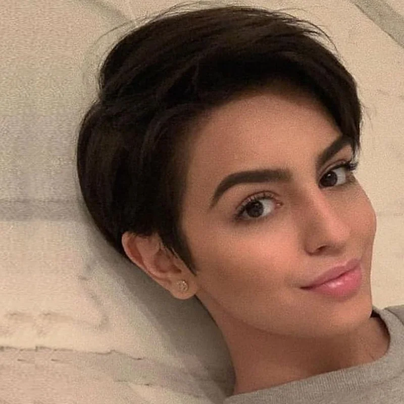 

Best Selling Female Straight Short Hair Human Hair Lace Front Wigs