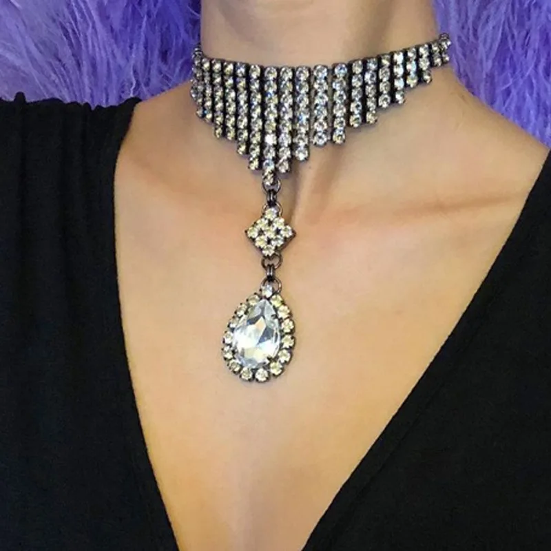 

Wholesale Luxury Bohemian Diamond Custom Necklace Crystal Natural Necklace For Women