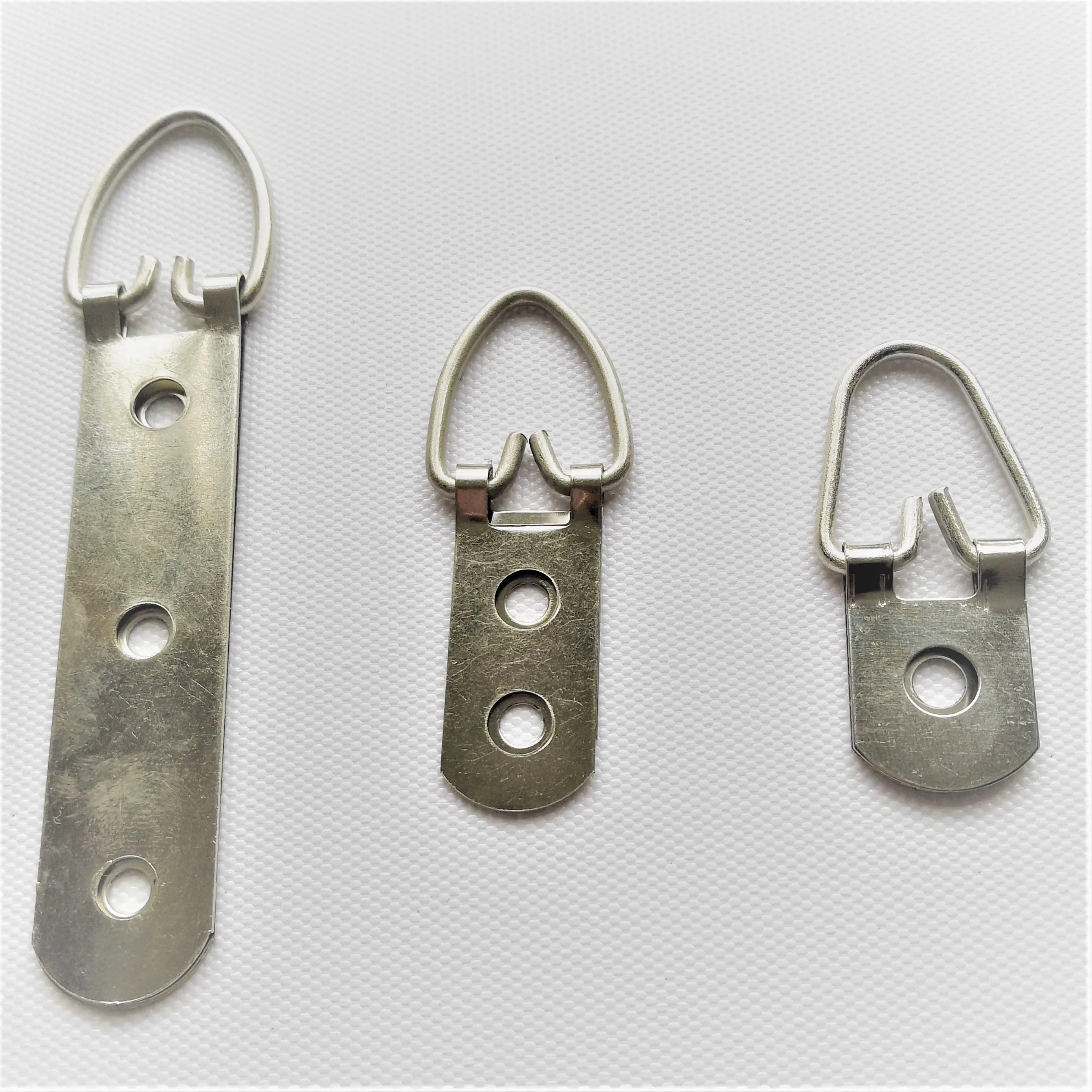 
nickel plated picture hook with three hole d ring photo frame hanger hook photo frame hardware hanger hook 