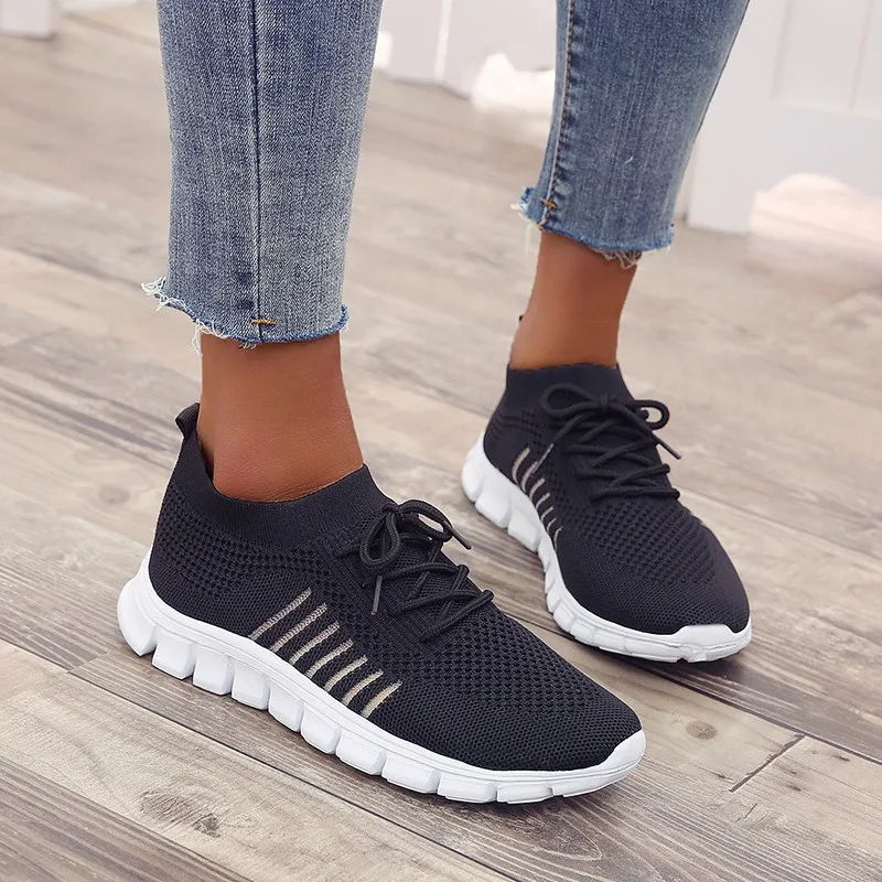 

Factory Wholesale Customizable Womens Trainers Running Slip On Sneaker Fitness Causal Walking Shoes