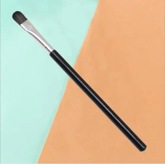 

Hot Wholesale New Style 1pcs Single Eyeshadow Brush Concealer Eyeshadow Contour Foundation Makeup Brush