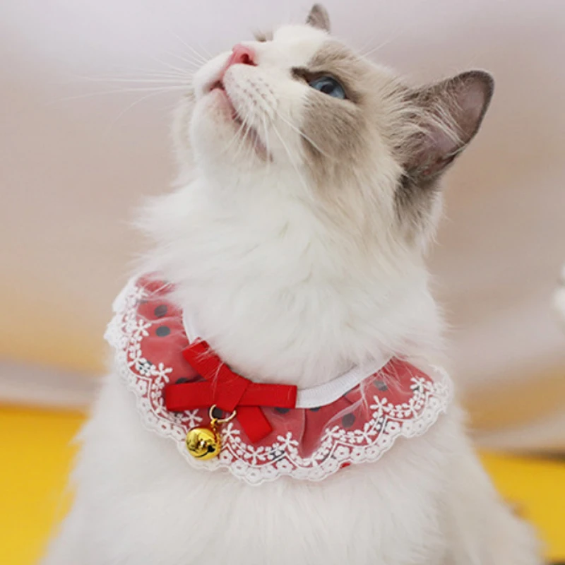 

Hot Sale Pet Bib Decorated Lace Ruffle Accessories Bonded Bell Bow Tie Elizabeth Cat Pretty Scarf Collar, Picture shows