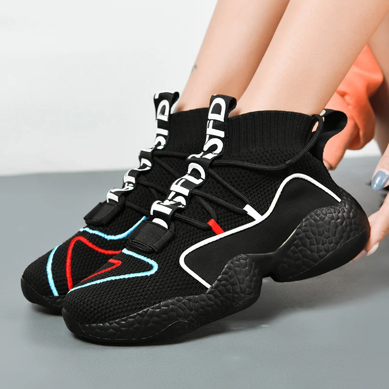 

Hot selling new fashion unisex sneakers comfortable big size casual shoes
