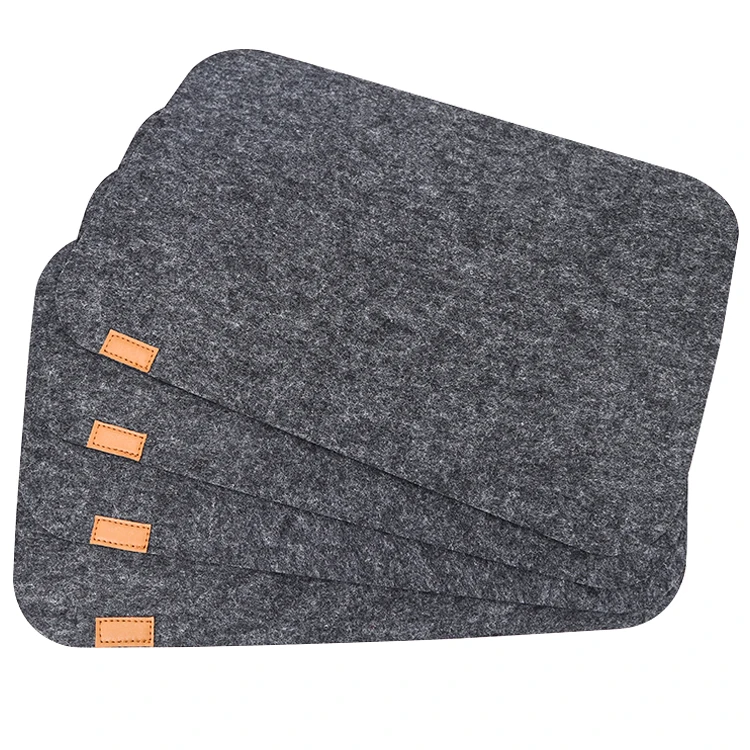 

Felt square mats for table, Grey