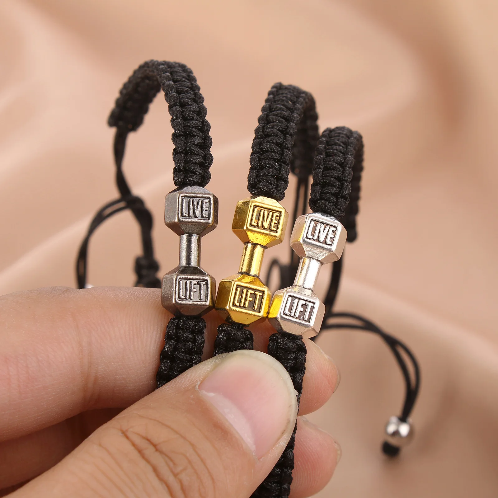 

DAIHE 2023 New Adjustable Handmade Rope Men's Bracelet Braided Dumbbell Bracelet For Man Wholesale