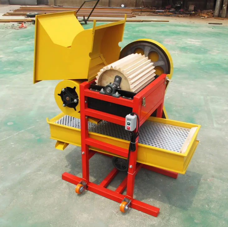 中国诚信供应花生剥壳机/花生脱粒机脱粒机花生脱壳机出售