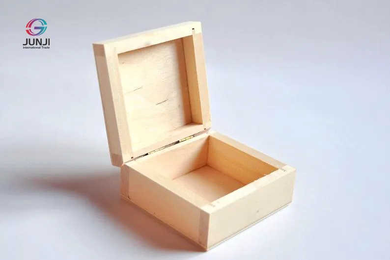 Wooden-Storage-Box.jpg