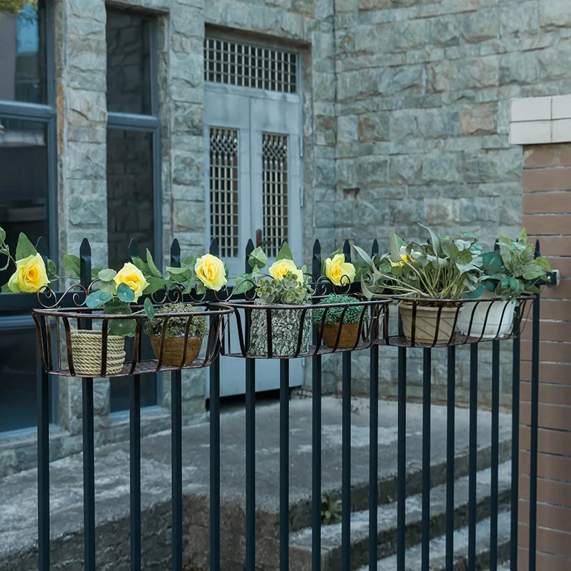 

Fashion Indoor Outdoor Balcony Wall Fence Metal Black Plant Pot Stand Brushed Stainless Steel with Design, Customized