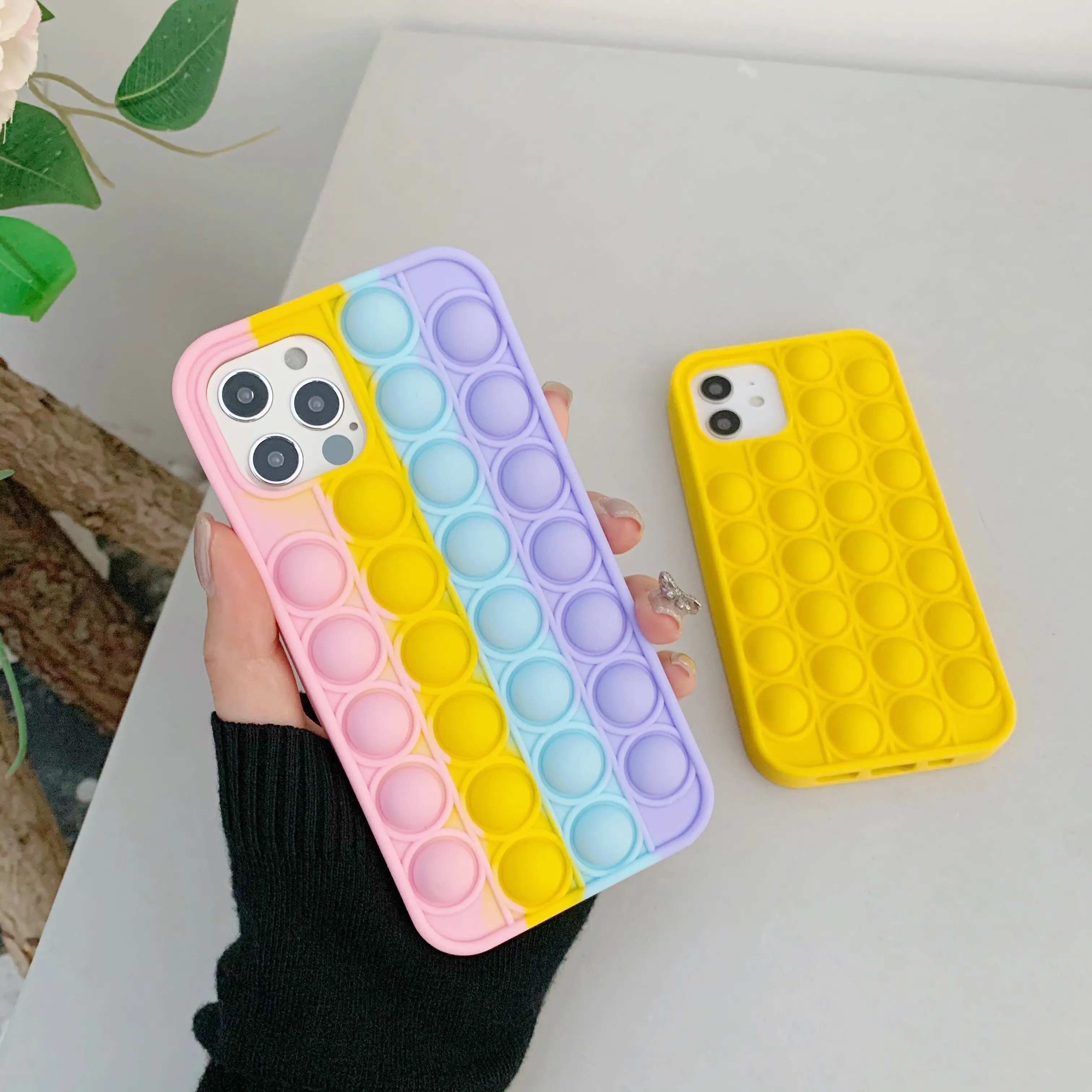 

Colorful Relive Stress Phone Case for iPhone X XR XS 11 12 Pro Max 6s 7 8 Plus Pop Fidget Toys Push It Bubble Soft Silicone Case