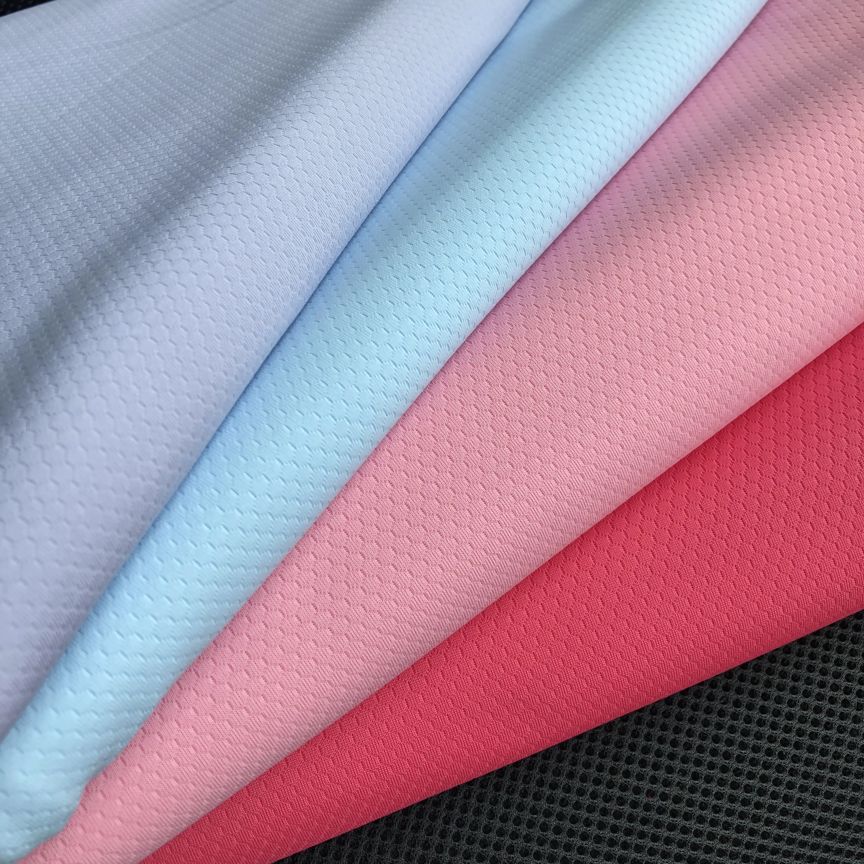 足球衫网格运动服织物 100% 再生聚酯纤维面料从中国