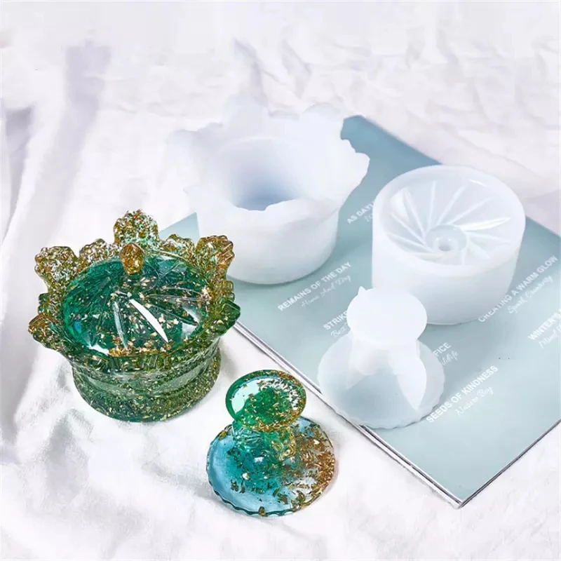 

S1041 Crystal Crown Cup trinket storage box Resin silicone mold, Random