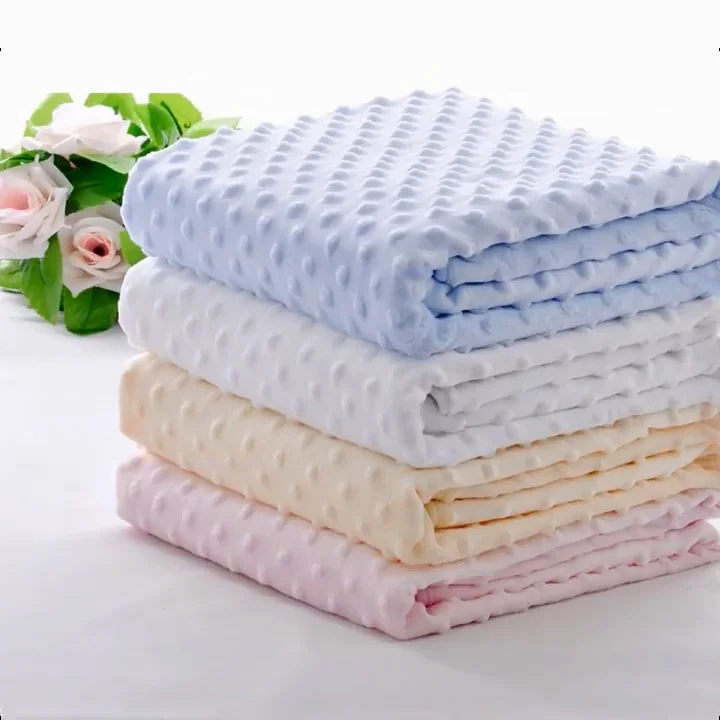 Wholesale Super Soft 100 Polyester Minky Dot Baby Blanket For Newborn