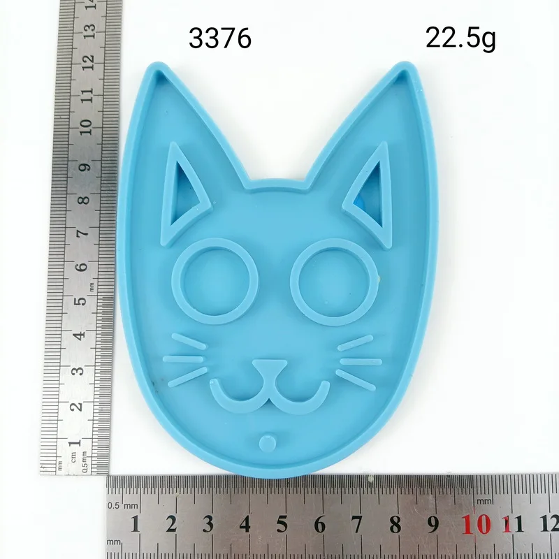 

3376 silicone cat keychain self defense resin mold