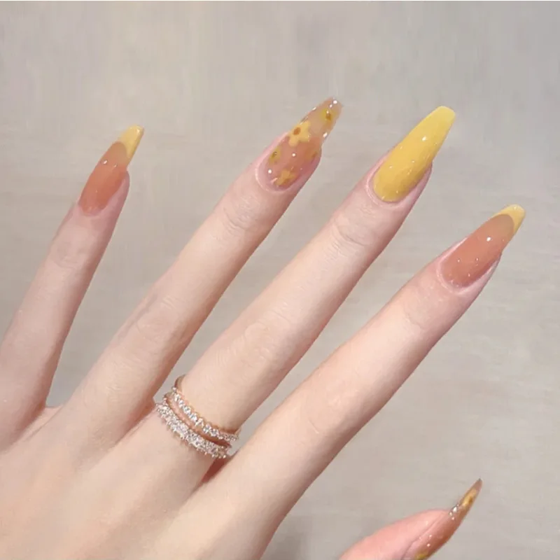 

False Nails Yellow Flower French Press On Nails High Quality