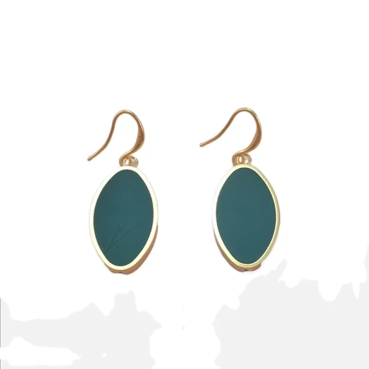 

High Quality Classic Smooth Copper Female Elegant Bohemian Style Resin Green Oval Earrings, As picture