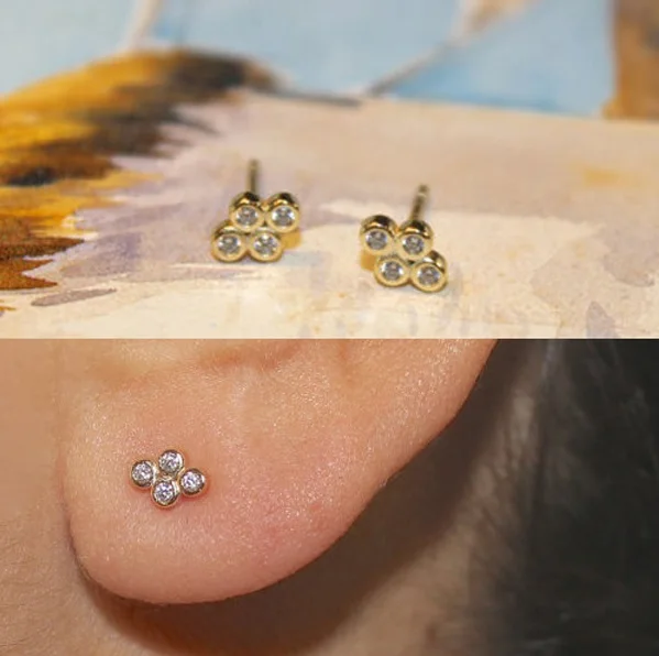 

four stone stud earring minimal delicate fashion simple jewelry, Picture