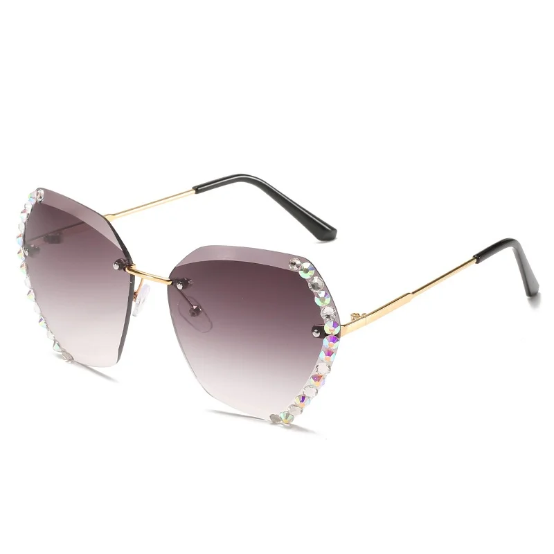 

Hot Selling fashion Vintage big frame Eyewear 2022 diamond Women Rimless metal sun glasses sunglasses
