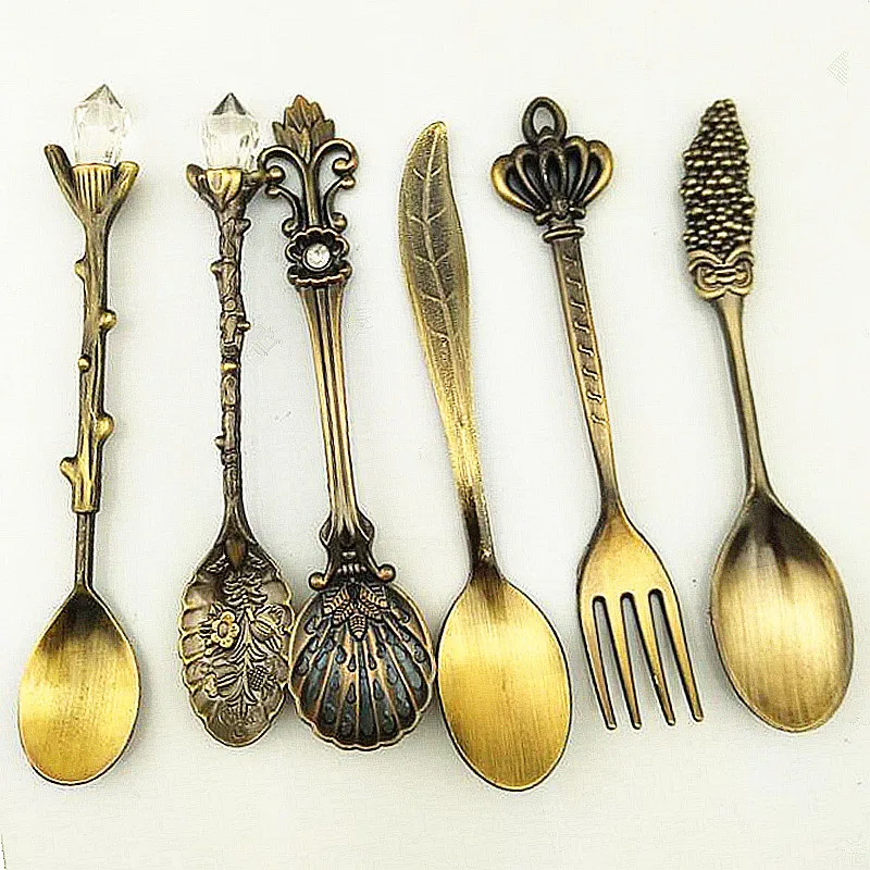 

H484 Vintage Coffee Tea Spoons Fruit Cake Desert Flatware Sets Multi Colour Retro European Palace Spoon Fork Set