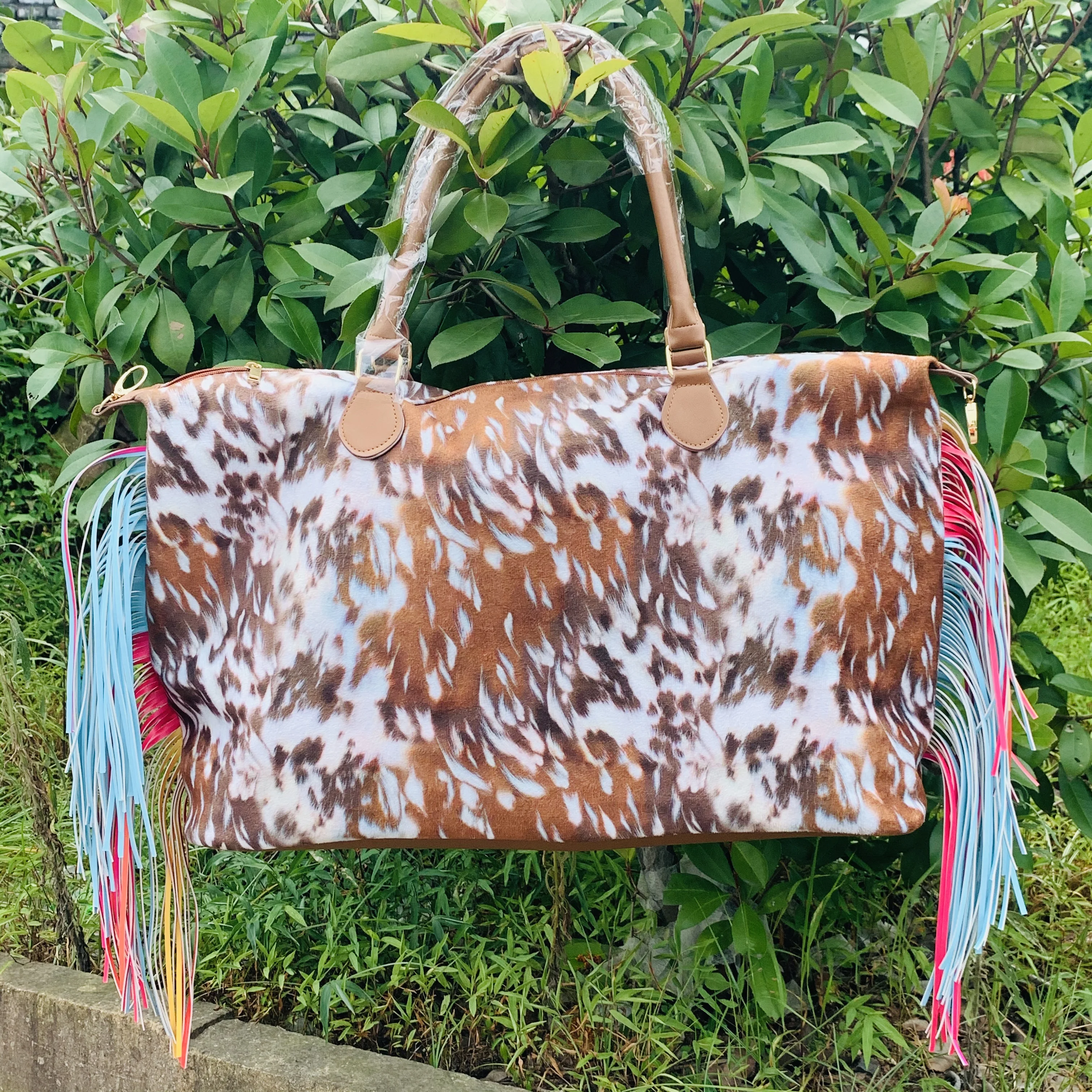 

2020 New Hot Sale Rainbow Duffle Tote Sunflower Leopard Cow Print Zipper Fringe Weekender Bag