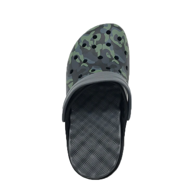 

Cheap stock EVA clogs for men with camo printing, Black with camo print