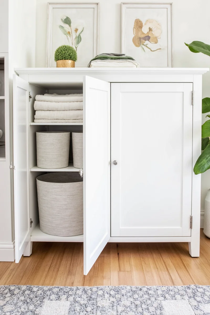 Creative linen storage organization tips using drawer organizers and labels