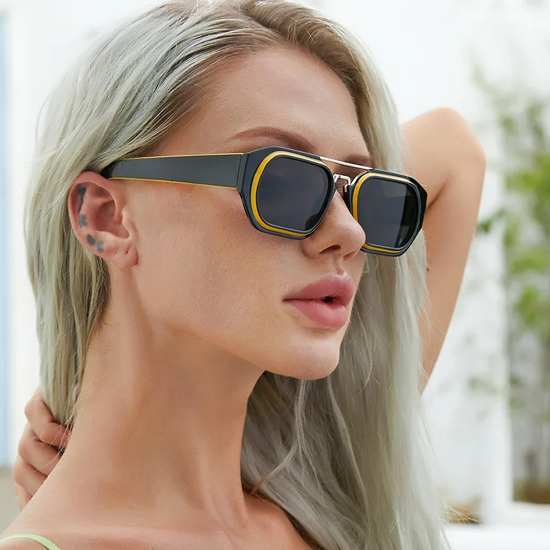 

2021 new Luxury Sunglasses Designer Men Famous Brands Man Clear Logo Male small square shaders Sun Glasses women uv400