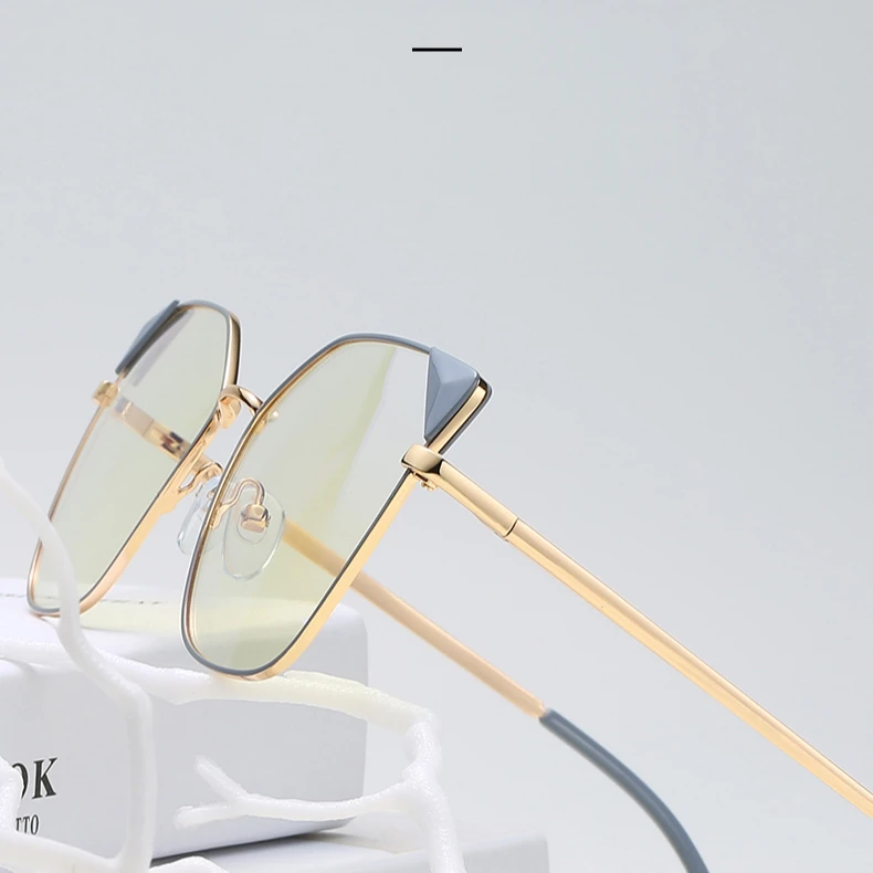 

2021 new transparent TR90 frame optical frame wholesale fashion men's and women's anti-blue light blocking glasses