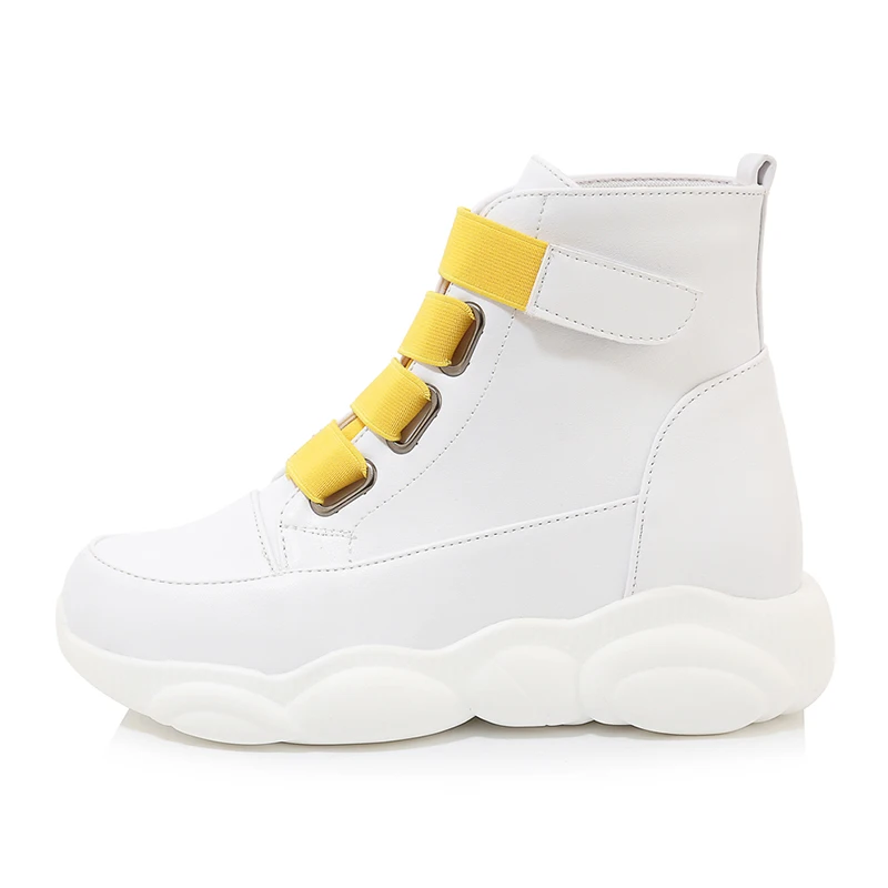 

Autumn and winter fashion round head solid color Endogenous elevation Ladies'booties
