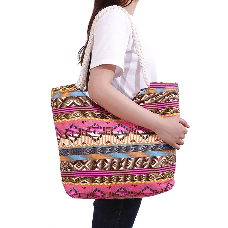 

Wholesale 2021 Beach Bag Tote Women Carry Handbag Travel Outdoor Big Floral Cotton Beach Tote Bag, Custom patterns