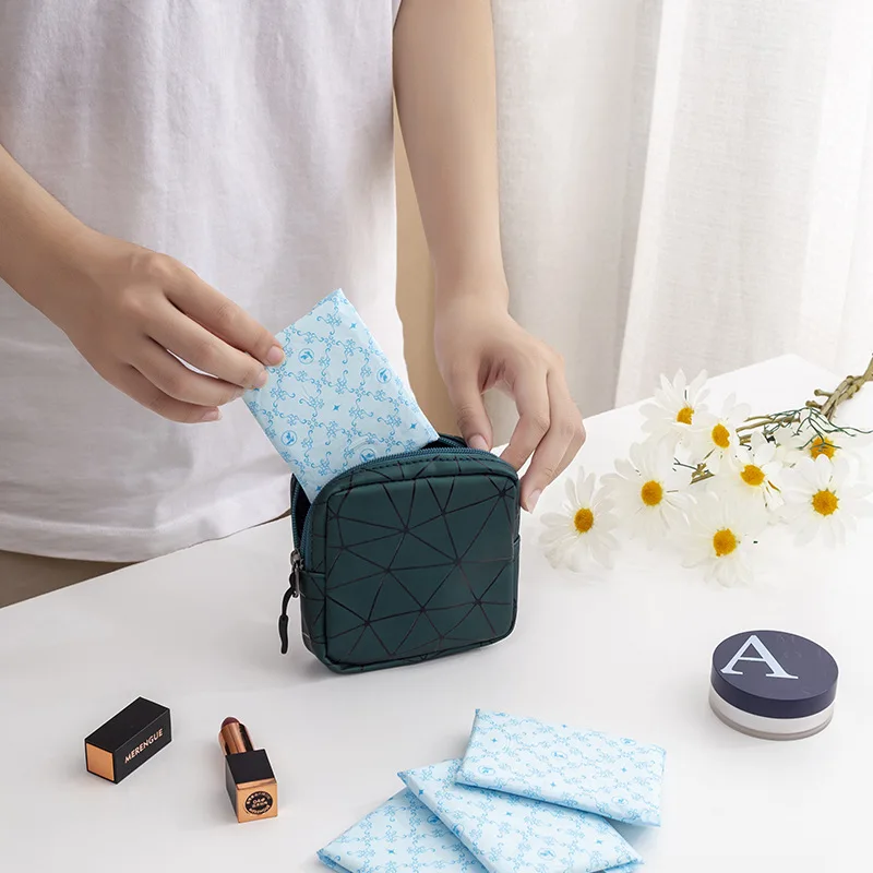 

GS014 Fashion Portable Ladies Pu Sanitary Napkin Storage Bag Small Cosmetic Bags for Women, Green, black, silver, pink, blue