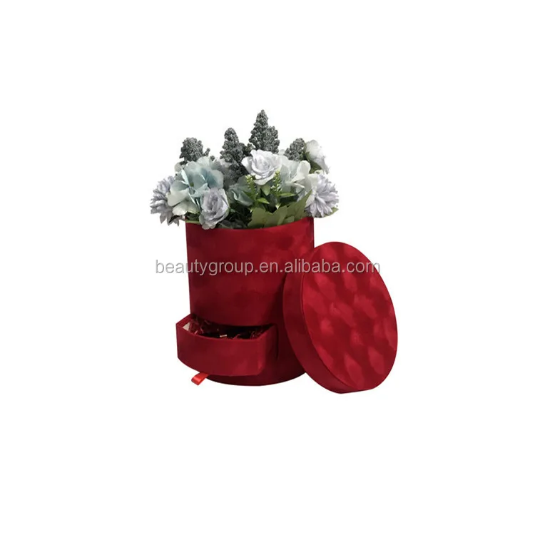 circle velvet box 3.jpg