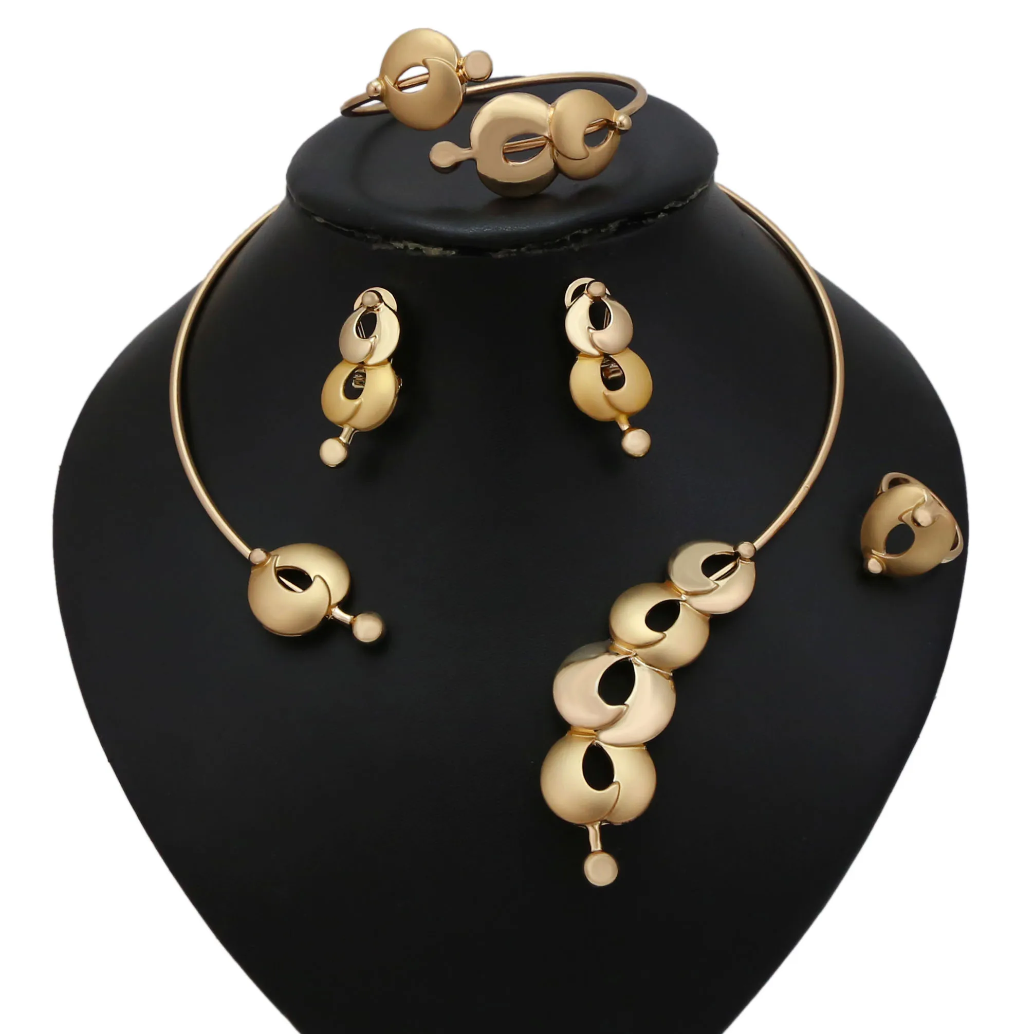 

Round Collar Shape Necklace Rings Jewelry Set Simple Style Set Gold Plated Fashion Jewelry Women Dating Gift Assessiories, Gold,silver, any color is avaliable