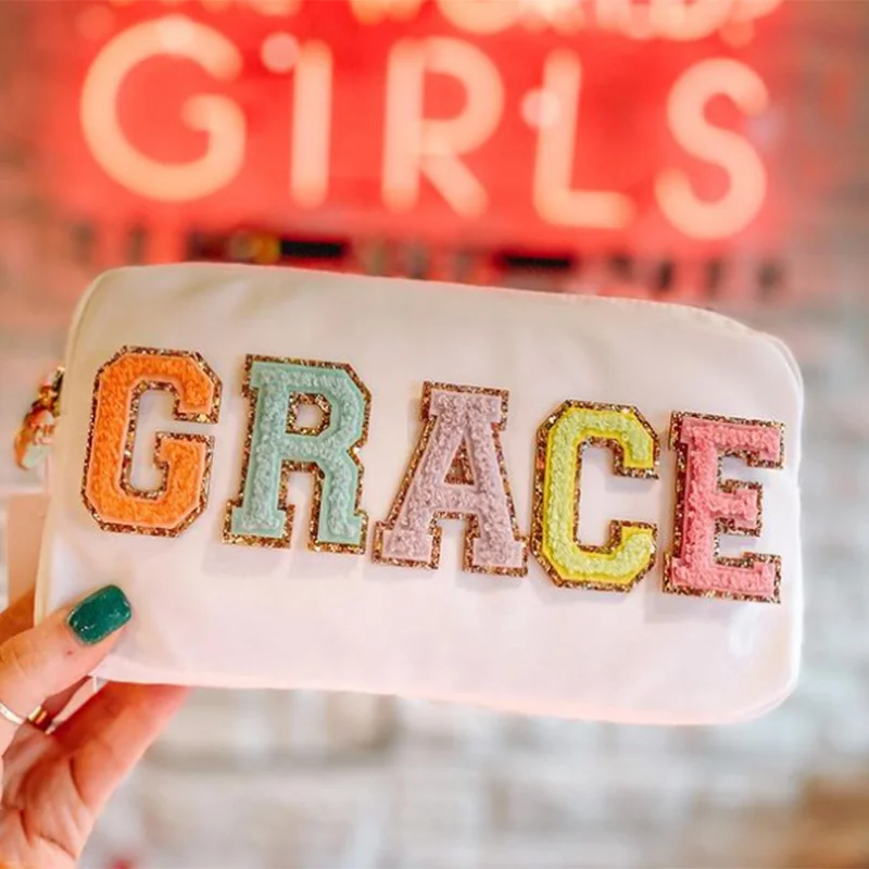 

Hot Sale Letter Chenille Custom Cosmetic Bag Wholesale Travel Quilted Cosmetic Makeup Bag