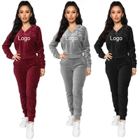 

Wholesale custom logo two pieces set womens winter velour jogging suits blank tracksuits for ladies