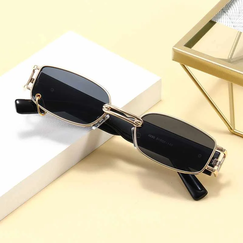 

ins net red new star co-branded the same sunglasses South Korea fashion earrings sunglasses small box, Picture shows
