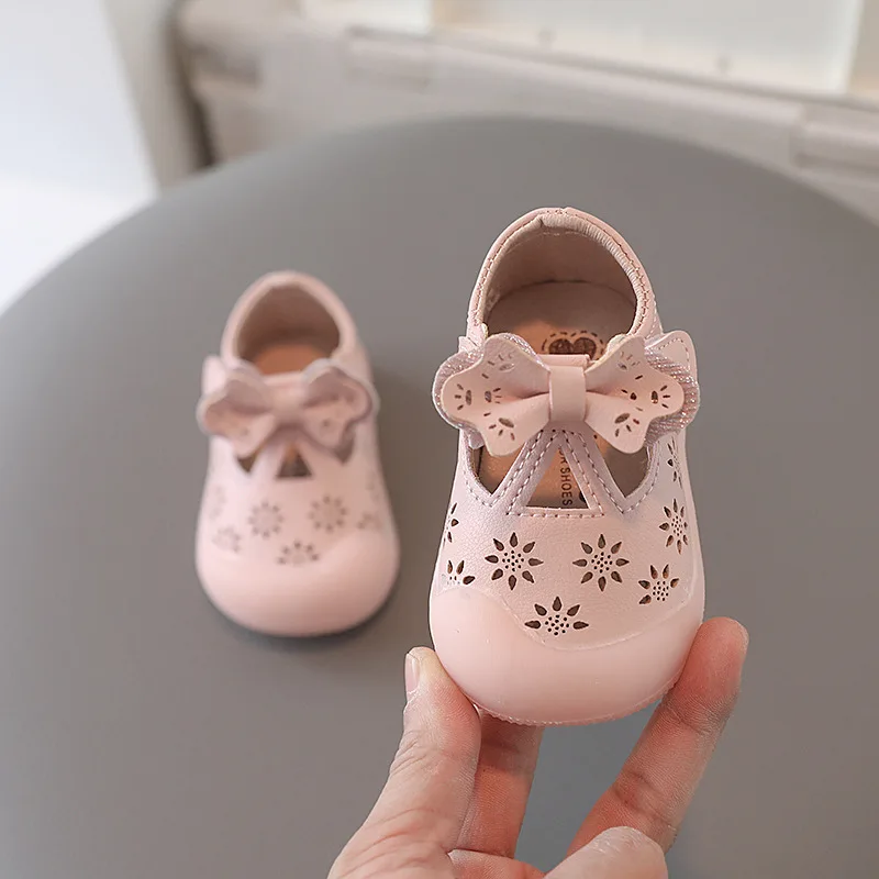 

Calicokiki 2022 Summer new baby shoes girls princess shoes breathable hollow soft bottom toddler shoes, Pink/lvory