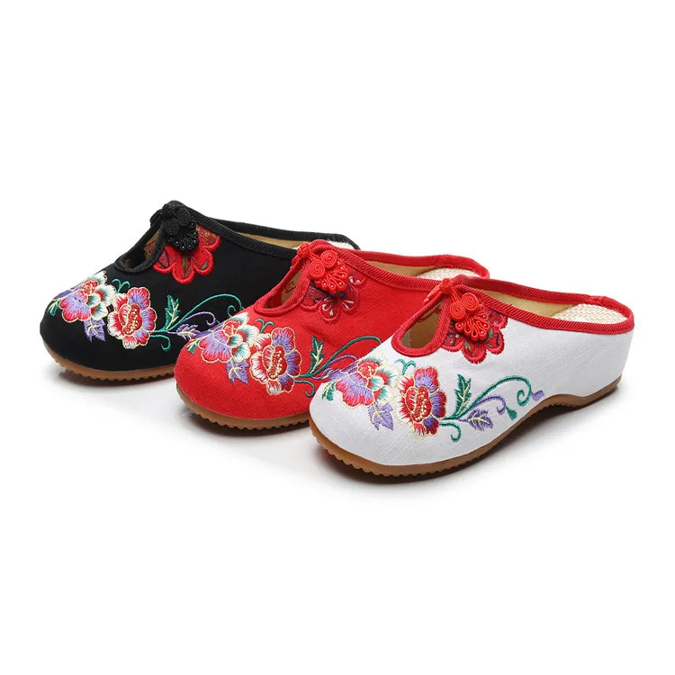 

Chinese national style embroidered shoes women's slippers inner height ancient Chinese Hanfu shoes fashion simple slippers