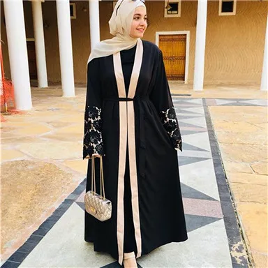 

Zakiyyah 1502 Hot Sale Islamic Turkish Clothing Wholesale Trendy Dubai Muslim Women Causal Dress Front Open Abaya Robe Plus Size, Black