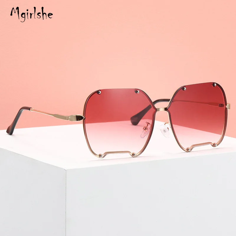 

Mgirlshe 2021 Initial New Fashion Irregular No Frame Unisex Sunglasses Unisex Wholesale Statement Elegant Sunglasses Women Man, 6 colors