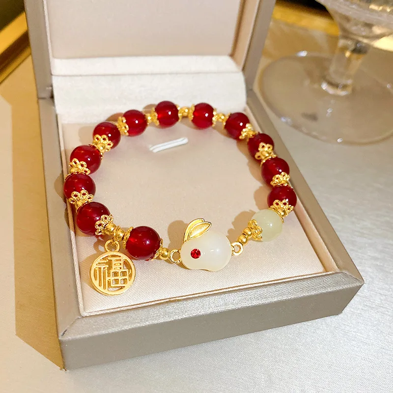 

Chinese Style Red Beaded Jade Rabbit Bracelet Good Fortune Fu Character Hand String Wholesale Vintage Niche Fairy Bracelets Girl