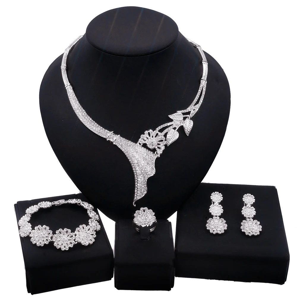 

Yulaili New Electroplated Silver Small Flower Pattern Jewelry Set and Well-designed Engagement Wedding Four-piece Jewelry Sets