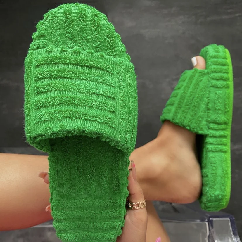 

Super Comfortable Thick Sole Fashion Slippers Green Terry Towel Velvet Cross-border Platform Women Slides