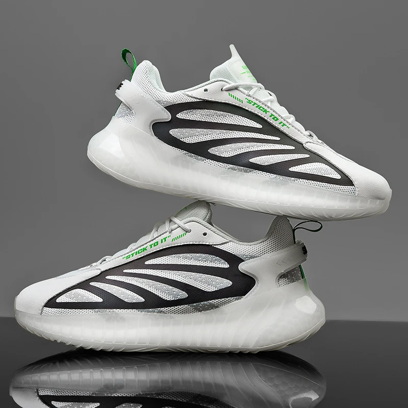 

New running shoes fashion breathable outdoor men's shoes lightweight sports casual shoes large size, 3 colors