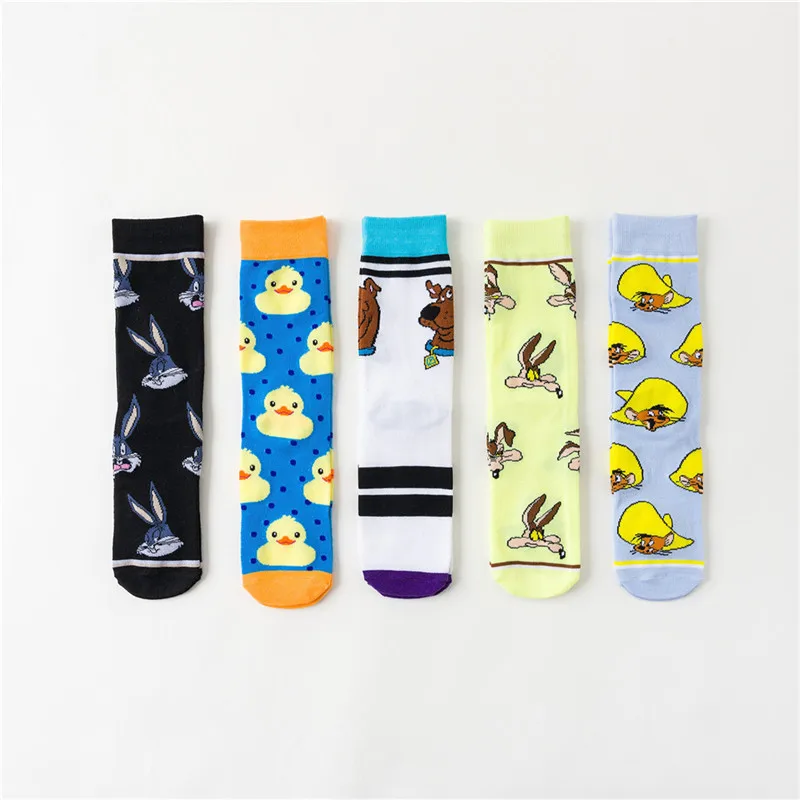

WIIPU Personality men's socks cartoon mouse in tube sports socks cotton men and women couple socks
