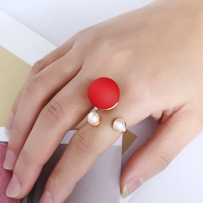 

Japanese and Korean fashion round ball pearl ring