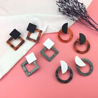 

New Fashion Acetate acrylic stud Earrings gold Irregular Geometric shapes Simple design round Wood Resin Woman handmade Earrings